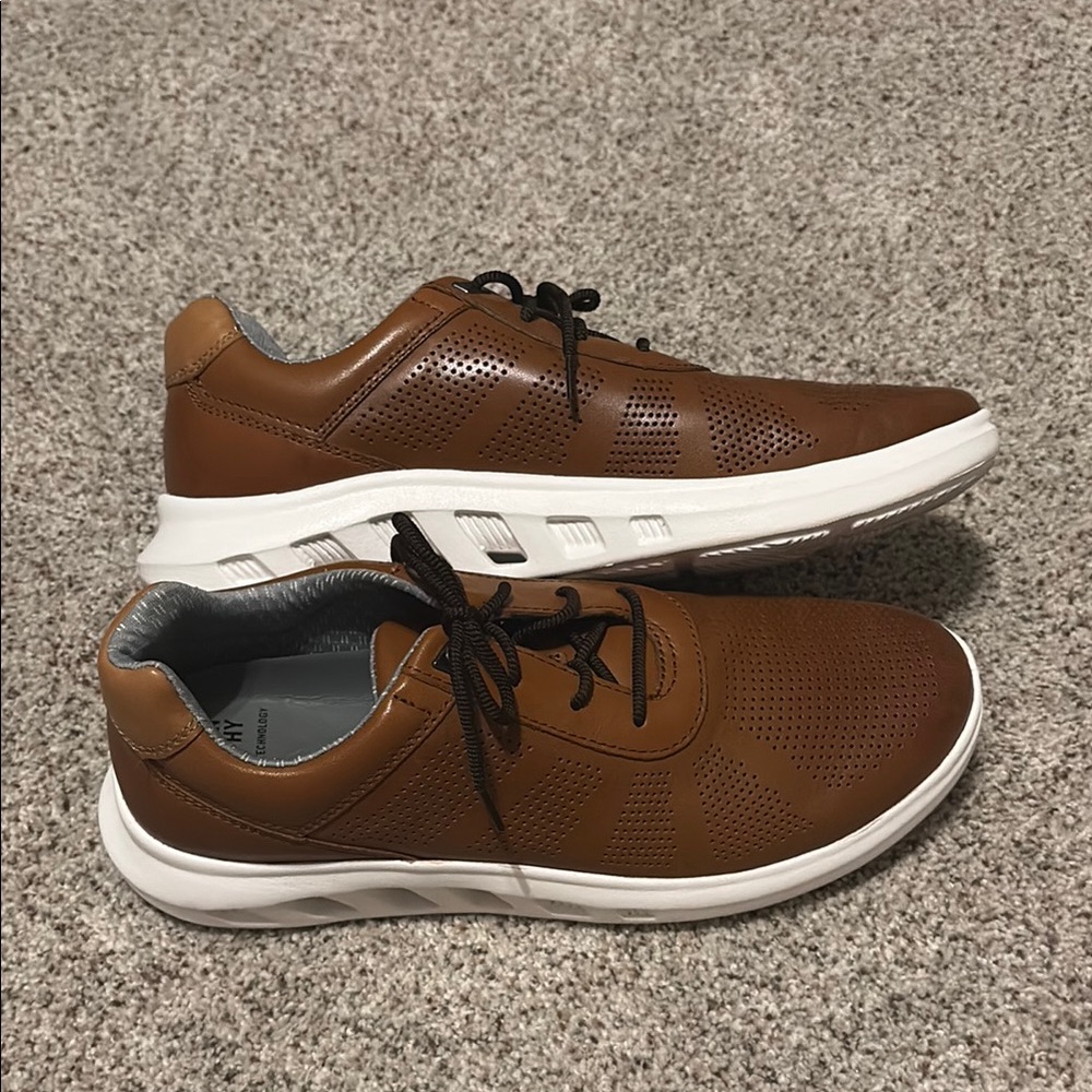 EUC Johnston & Murphy Men's Sneakers